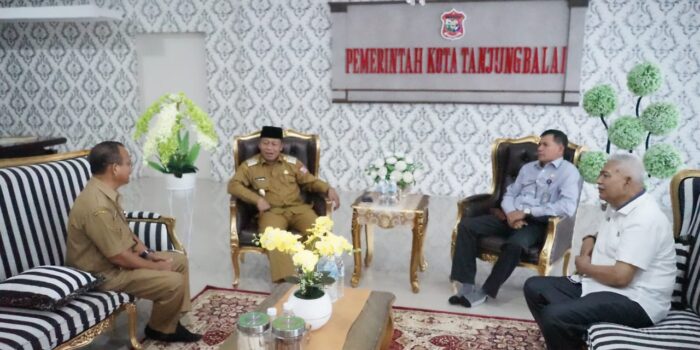 Plt Wali Kota Waris Terima Audiensi Dewan Pengawas LPP RRI Pusat Jakarta