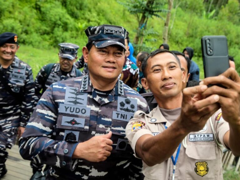 KASAL Laksamana TNI Yudo Margono Pemimpin Yang Ramah dan Merakyat