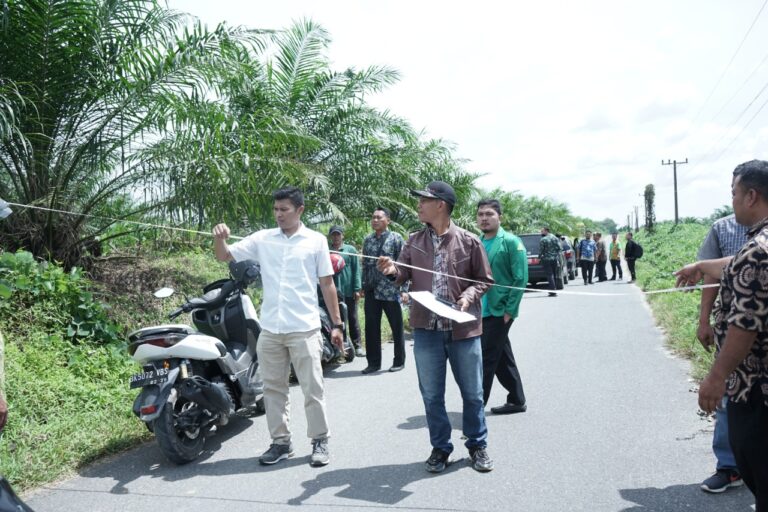 Tindaklanjuti Aspirasi Masyarakat Kecamatan Simpang Empat, Tim Peninjau Lapangan Pemerintah Kabupaten Asahan Tinjau Langsung Kelokasi