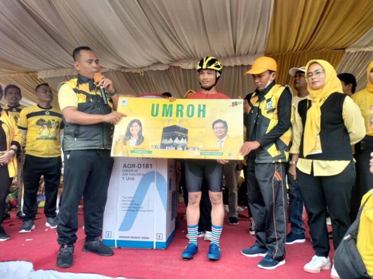 Semarak HUT Golkar ke 58 , Zulham : Tak Sangka Dapat Umroh