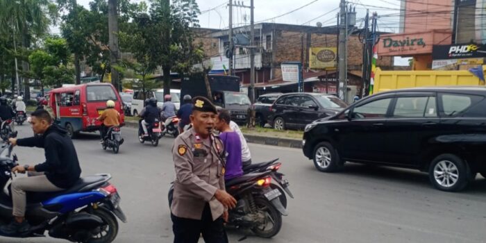 Pos Padat Pagi Personil Polsek Tuntungan Ciptakan Rasa Aman