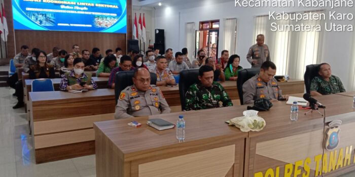 Kapolda Sumut Irjen Pol RZ Panca Putra : Para Kapolres Supaya Tetap Kordinasi Dengan Bupati/Walikota Dalam Menjelang Libur Nataru