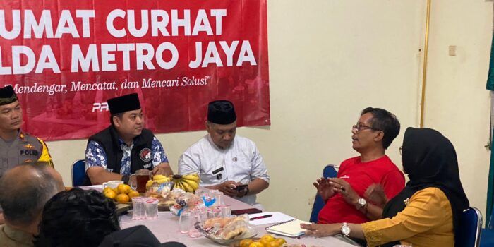 Wadir Reserse Narkoba Polda Metro Jaya Lakukan Jumat Curhat di Pondok Cina Depok