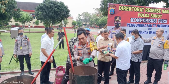 Polda Sumut Musnahkan Narkotika senilai 185 Milyar