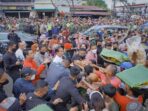 Presiden Jokowi Kunjungi Pasar Bakti Dan Halat