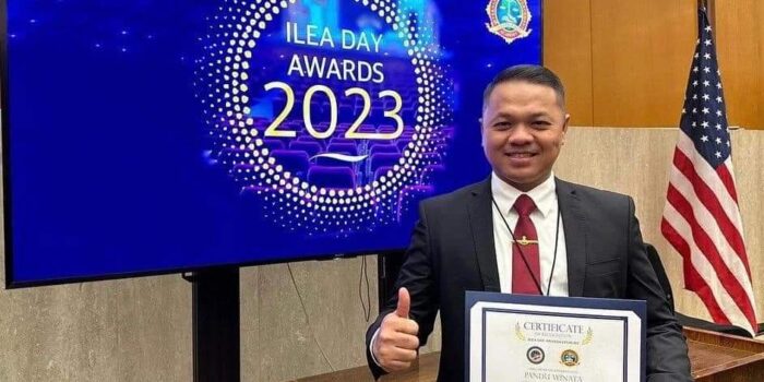 Kompol Pandu Winata menerima penghargaan International Law Enforcement Academy