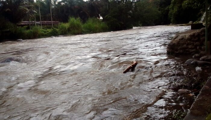 Air Sungai Sembahe Meluap, Diharapkan Bagi Masyarakat Waspada