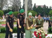 Dandim 0205/TK Letkol Inf Benny Angga Pimpin Ziarah Rombongan HUT ke – 65 Korem 023/KS Tahun 2023