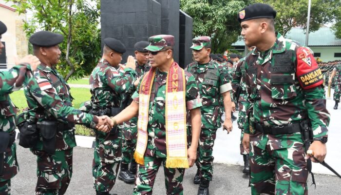 Asops Panglima TNI Pastikan Satgas Yonkav 6/NK Siap Emban Tugas Operasi Pamtas RI-RDTL