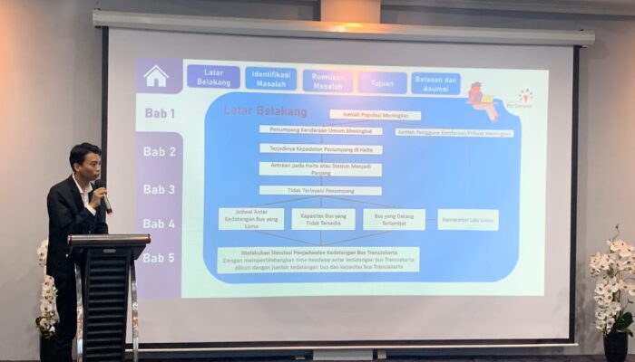 Ini Solusi Supaya Penumpang TransJakarta Tak Tunggu Lama