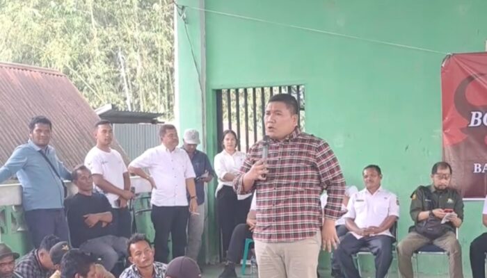 Warga Bukit Kecamatan Dolatrayat dan Sukanalu Kecamatan Barusjahe Siap Menangkan Kembali Bob Andhika Mamana Sitepu Sebagai Anggota DPR RI Untuk Keduakalinya