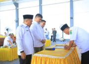 Bupati Lantik Pengurus FPK Kecamatan Se Labura