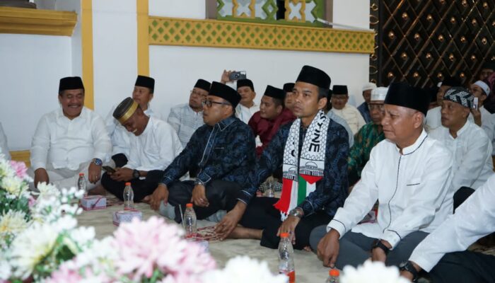 Ustadz Abdul Somad Ceramah Agama Di Mesjid Agung Ahmad Bakrie Kisaran