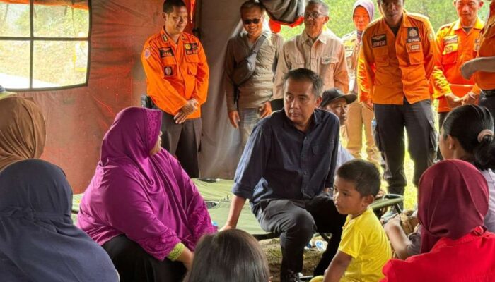 Tinjau Gempa Bumi di Kab Bogor, Pj Gubernur Jawa Barat Bilang Begini