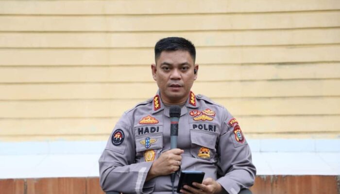 Tim Saber Pungli Amankan Tersangka Komisioner KPU Sidempuan