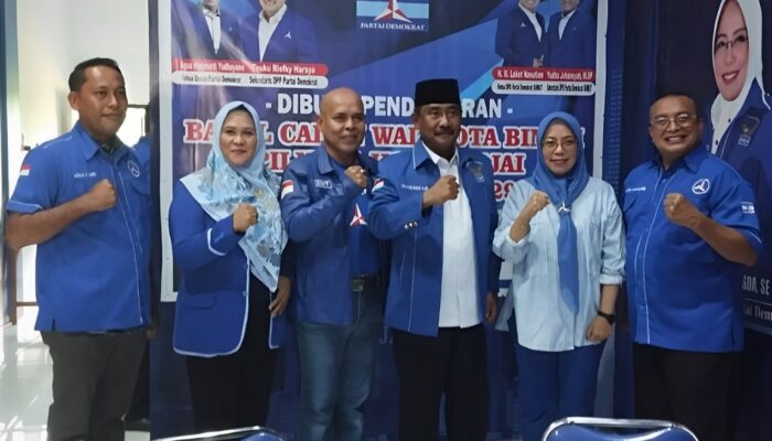 Amir Hamzah Daftarkan Diri Sebagai Bacakada Pertama ke Partai Demokrat Binjai