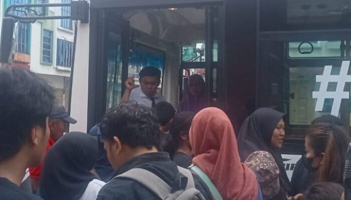 Bus Listrik Jadi Angkutan Umum Primadona Selama Libur Lebaran