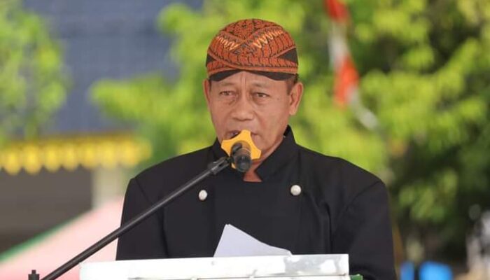 Walikota Tanjungbalai Membacakan Langsung Sambutan Mentri Pendidikan Pada Hari Pendidikan Nasional Dilapangan Sultan Abdul Jalil Rahmadsyah