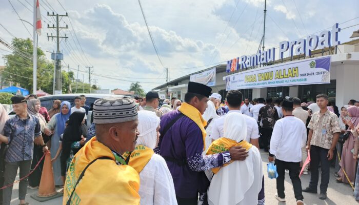 KAI Divre I Sumut Kembali Layani Rombongan Jemaah Haji Kabupaten Labuhanbatu dengan Kereta Api