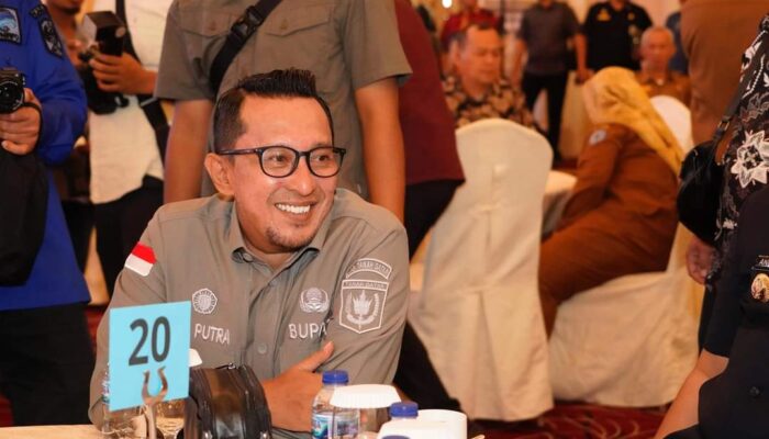 Bupati Tanah Datar Hadiri Rakor Kesiapan Pilkada Serentak Wilayah Sumatera