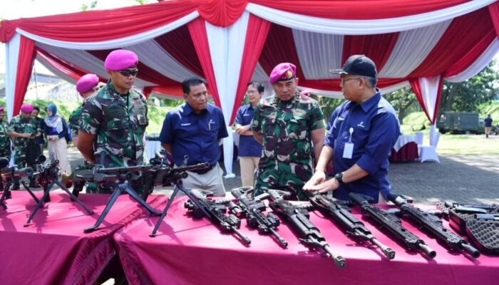 Dankormar TNI AL Kunjungi PT Pindad, Bahas Penguatan Alutsista Korps Marinir