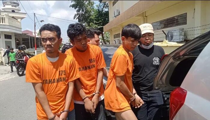 Empat Komplotan Begal Sadis Ditangkap Satu Ditembak Mati Karena Melawan