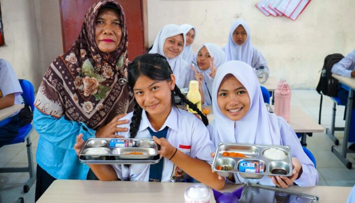 Bukan Sekadar Gratis, Makanan Siswa di Marelan Ternyata Bisa Request Menu