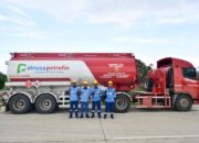 AMT Pertamina Tempuh 48 Jam di Tengah Banjir dan Longsor Demi Pastikan BBM Sampai ke Masyarakat