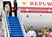 Presiden Prabowo Subianto tiba di Banjarbaru Kalimantan Selatan untuk meresmikan 166 Sekolah Rakyat