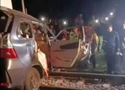 kecelakaan kereta api di Tebing Tinggi minibus Avanza tertabrak kereta