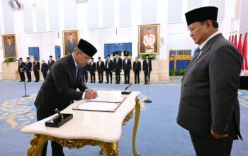 Prabowo Lantik Suahasil Nazara Jadi Menteri Keuangan