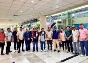 Ketum SMSI Firdaus Tiba di Sumut, Pengurus Daerah Sambut di Kualanamu
