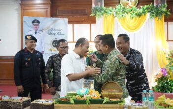 Wali Kota Tanjungbalai Dapat Surprise HUT Ke-44 dari Forkopimda dan Perangkat Daerah